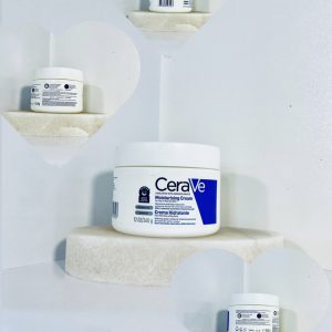 مرطوب کننده چند کاره سراوی هیالورونیک اسید برای‌آبرسانی آمینو برای لیفتینگ و کشش پوست ماندگاری 24 ساعت مناسب به عنوان زیرساز و پرایمر آرایشی